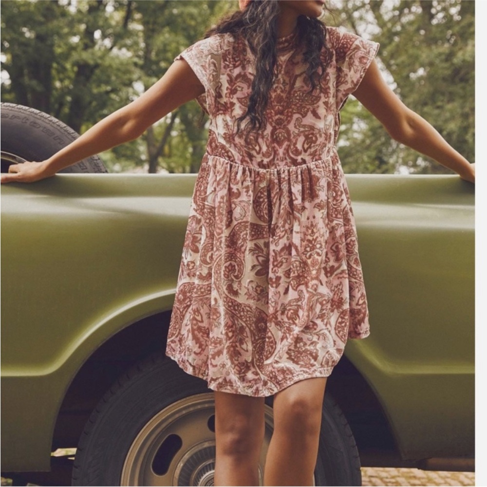 Floral Pink Dress free people extra small mini velvet - worn twice holiday